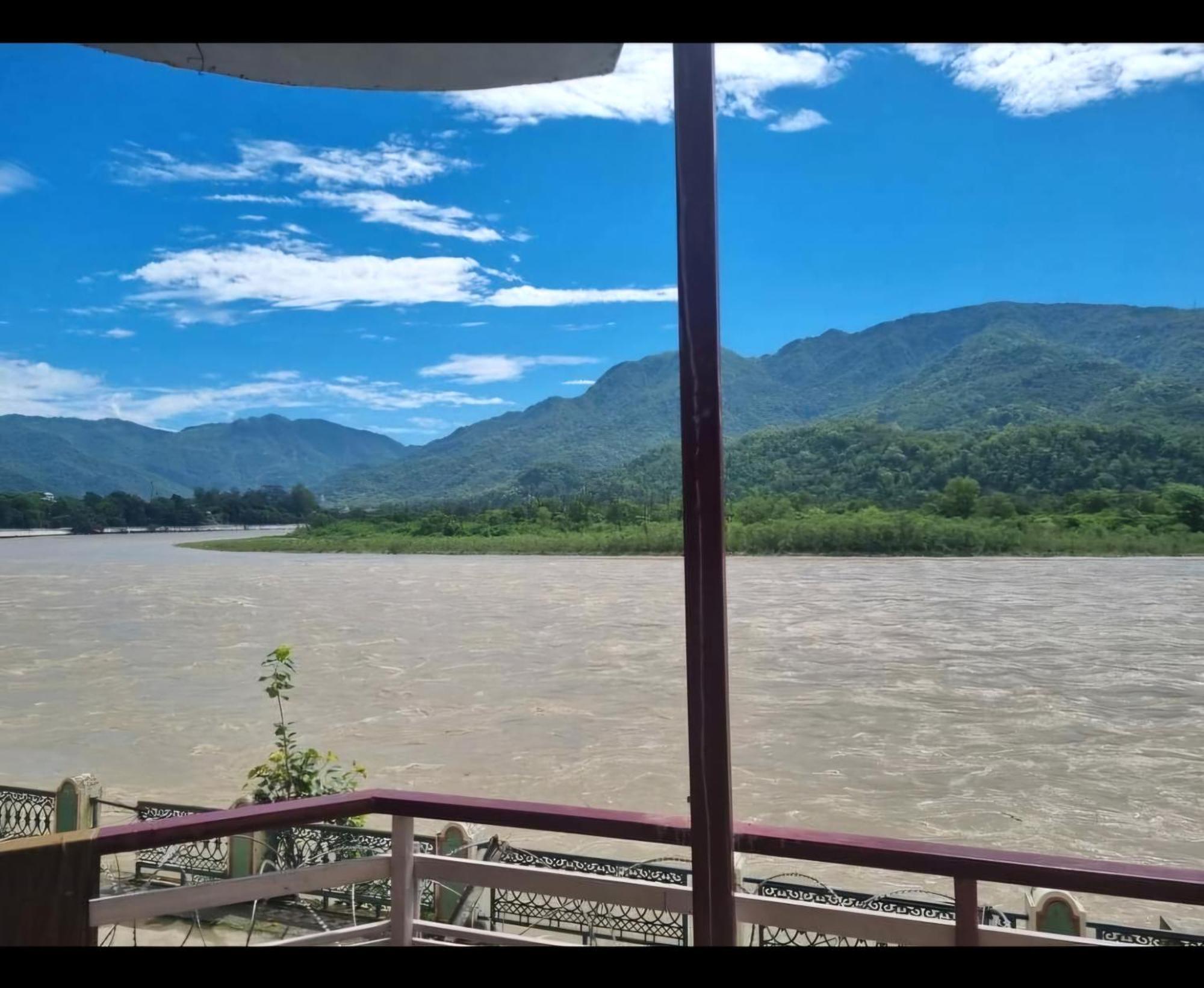 ホテル The Rampal'S Ganga Panoramic リシケーシュ エクステリア 写真