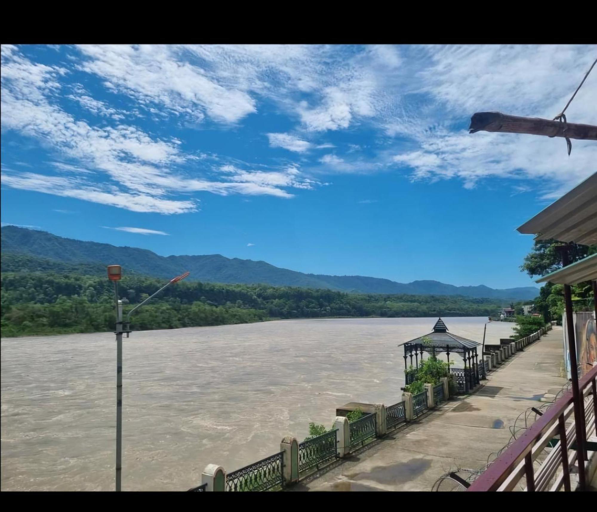 ホテル The Rampal'S Ganga Panoramic リシケーシュ エクステリア 写真